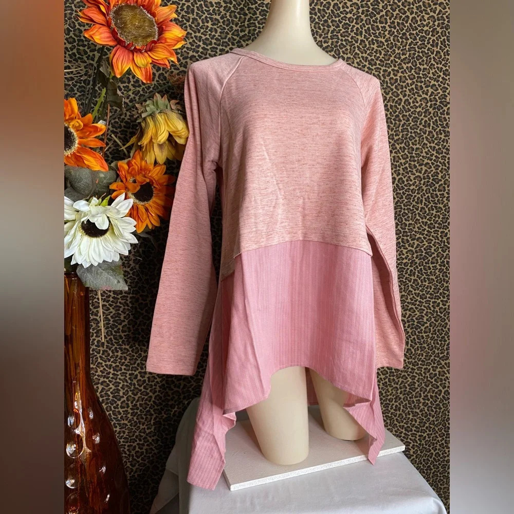 🌴3/$30🌴DOE & RAE Dusty Pink Hi-Low Striped Layered Top NWT - Picture 2 of 8